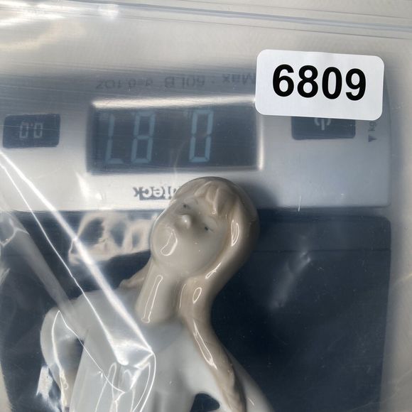 Lladro Girl Stretching in Night Gown Porcelain Figurine 8" Retired Handmade - Picture 10 of 10